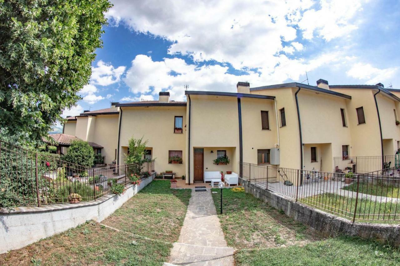 Casa Vacanze Nonna Angela Norcia Buitenkant foto